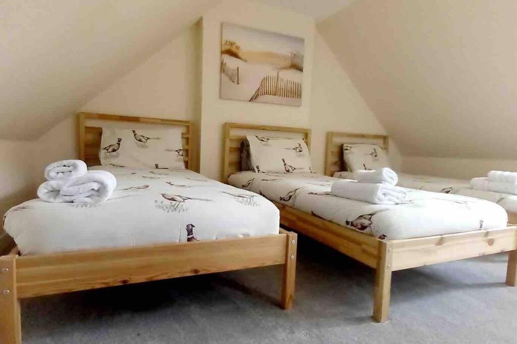 Fraser House - City Centre - Free Parking Villa Inverness Bagian luar foto